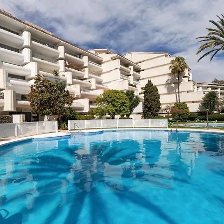Paraiso Del Mar Parking Y Piscina 454 * ماربيا