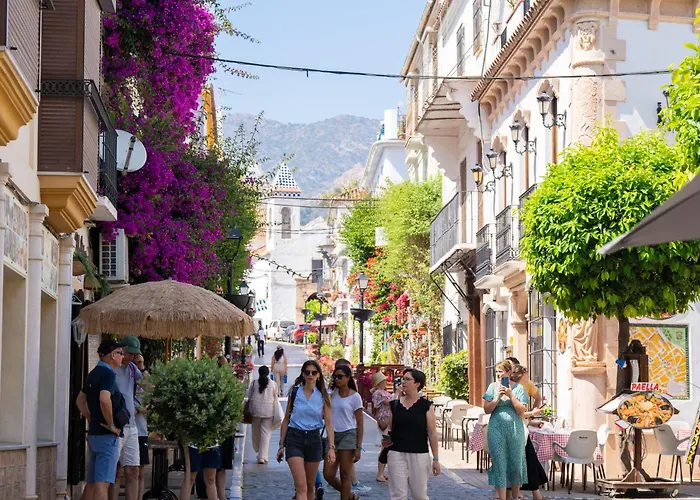 Paraiso Del Mar Parking Y Piscina 454 * Marbella
