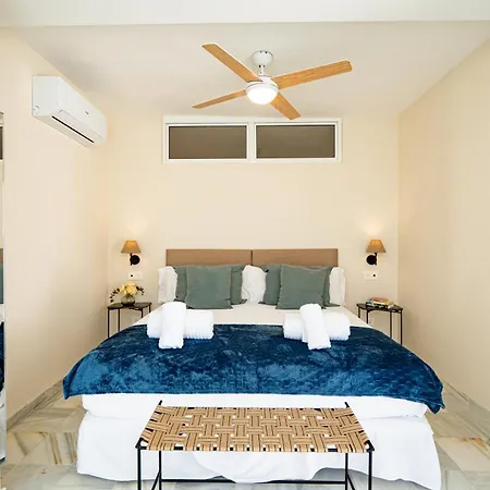 아파트 Paraiso Del Mar Parking Y Piscina 454