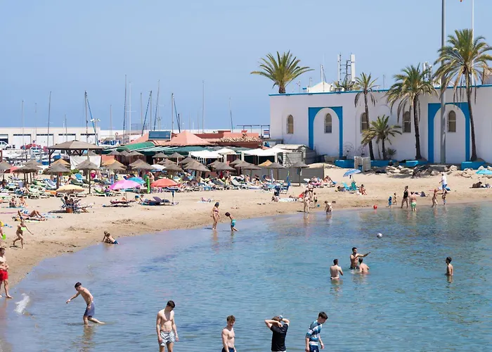 Apartmán Paraiso Del Mar Parking Y Piscina 454 *